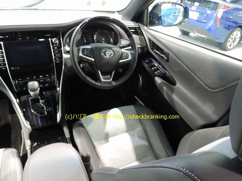 スタイルアッシュ 運転席